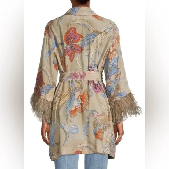 UNGARO Women's Courtney Feather-Trim Wrap Cardigan NEW WITH TAG SIZE US M NWT - Picture 4 of 8